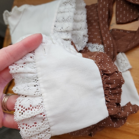 MINI WORLD x VINTAGE Brown Swiss dot white lace collar trim dress 2T - Picture 3 of 8